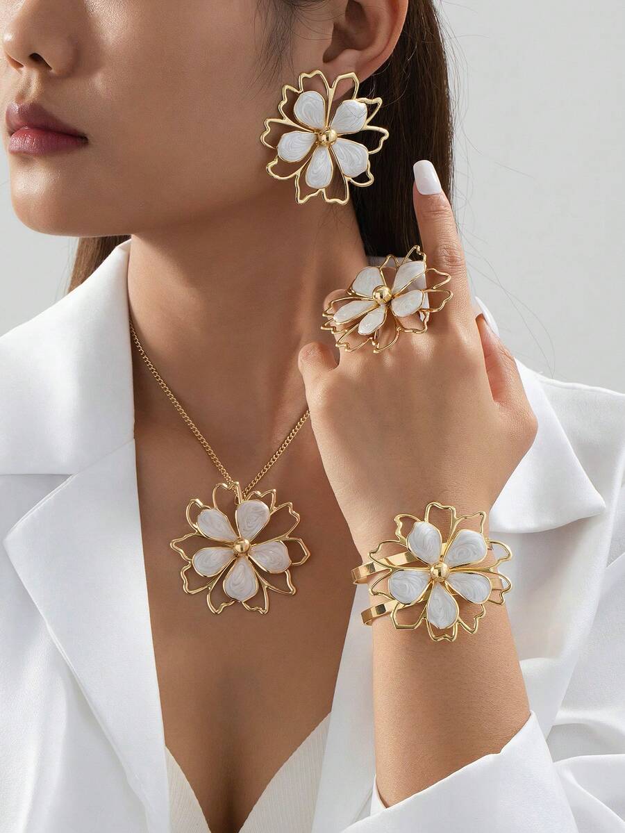 Ring Set Adjustable - Elegant Versatile Geometric Hollow Flower Petal