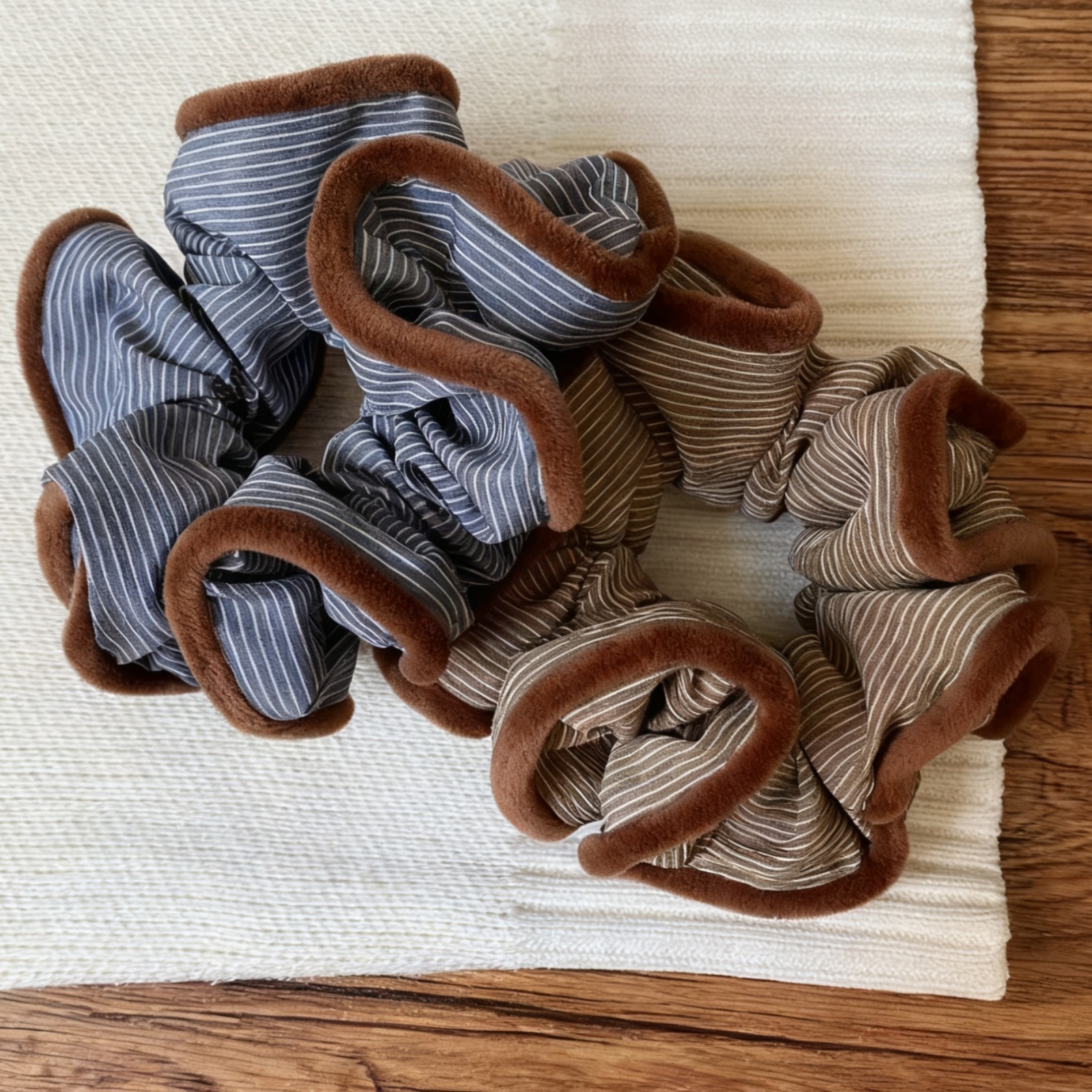 Women'S Accessories Flannels - 1PC Striped Flannel Scrunchies, Soft Fleece,